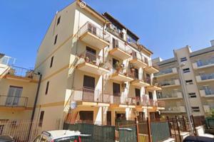 4 LOCALI A PALERMO