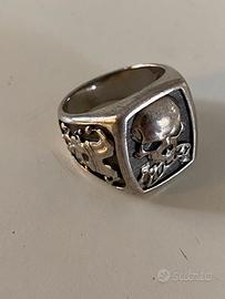 Anello teschi argento