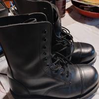 Anfibi in pelle misura 40 
