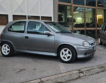 Opel corsa gsi '95