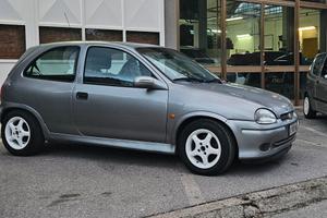 Opel corsa gsi '95