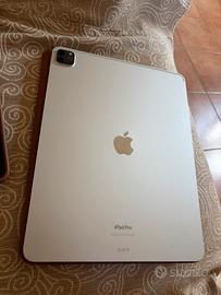 Ipad pro 12.9 6th generation M2