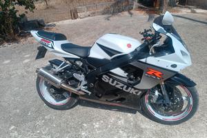 Suzuki gsxr 600