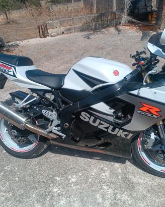 Suzuki gsxr 600