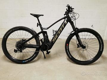 E-Bike Scott con telaio in Carbonio