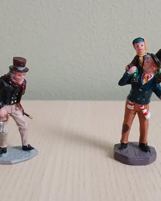 Lemax Babbo Natale, Scrooge, Bob Cratchit con Tiny