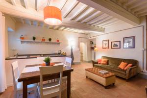 Appartamento P. Piano con Giardino. Rif. BA/258