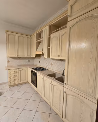Cucina  angolare in legno