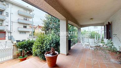 Villa bifamiliare in centro a Trodica!