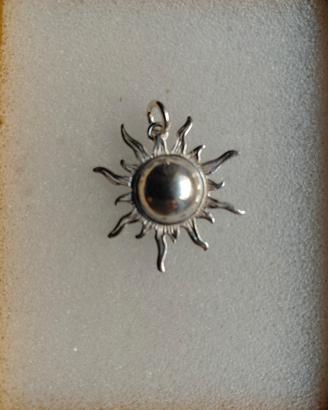 Ciondolo del Sole in argento