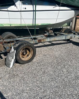 Carrello porta barca