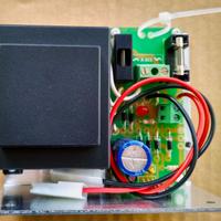 Alimentatore stabilizzato S0404 13,8V 800mA