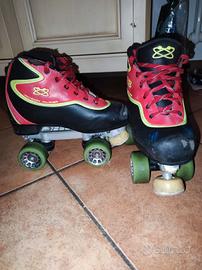 Pattini hockey pista 