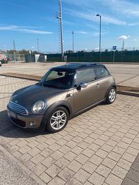 MINI Mini (R56) - 2012