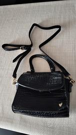pochette nera