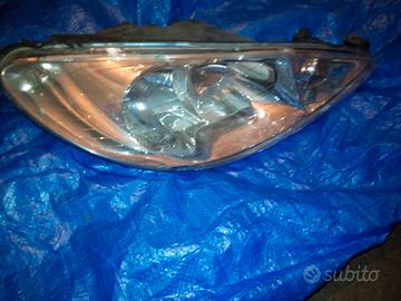 Fari Peugeot 206 
