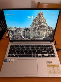 ASUS vivobook i7-1255U (1.70 GHz)