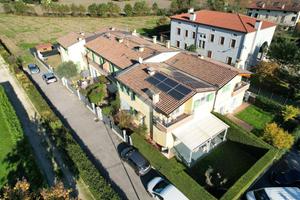 VILLA A SCHIERA A ALBIGNASEGO