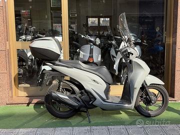 Honda SH 125 tuo a soli 49€ al mese