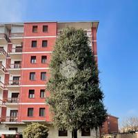2 LOCALI A LEINÌ