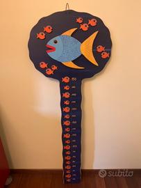 Metro artigianale in legno colorato