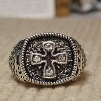 Anello Uomo Con Croce Più 4 Cristalli Misura 23