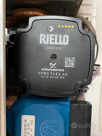 Caldaia circolatore Riello