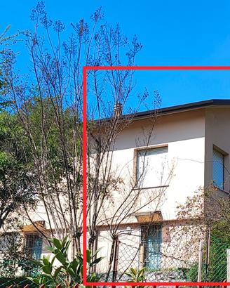Porzione di casa di testa