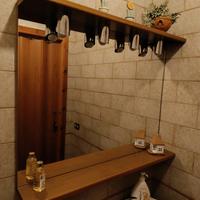 Specchio bagno con mensola e luci