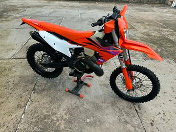 ktm exc 250 2t 2024 TBI 40 ORE 