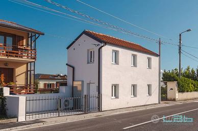 Villa di 50 m² con 2 locali a Trieste