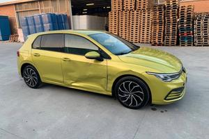 Volkswagen Golf 1.5 eTSI Incidentata EVO ACT DSG L