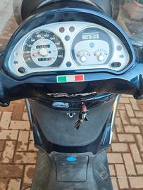 Piaggio Beverly Tourer  250