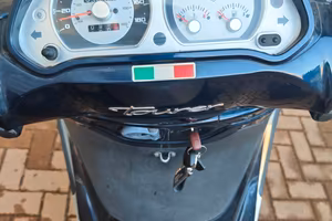 Piaggio Beverly Tourer  250