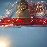 telecamera retromarcia con terzo fanalino 