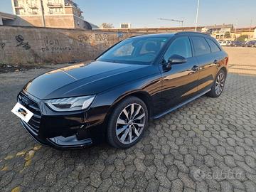 Audi A4 30 TDI/136 CV S tronic Advanced