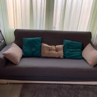 Divano letto con copertura