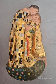 Piccola scultura "Il Bacio di klimt" Woodcarving