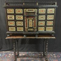 Antico Mobile Monetiere