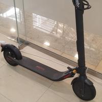 Monopattino Ninebot e22e