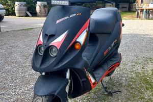 Phantom F12 racing life