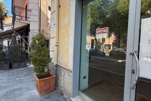 locale commerciale