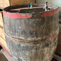 Botte in legno vintage 1980 da cantina