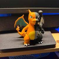 Statuetta chatizard x Kaws