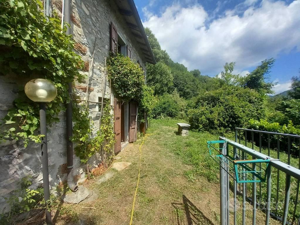 Rustico / Casale di 115 m² con 3 locali a Zelbio - Vista 2