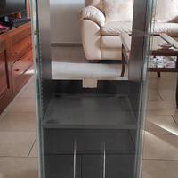 Mobile vetrina per stereo 