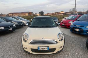 Mini 1.6 16V One (55kW)