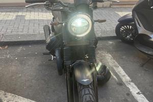 Moto Guzzi V7 III Stone