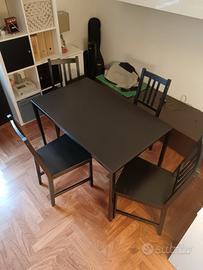 Tavolo + 4 sedie in legno Ikea