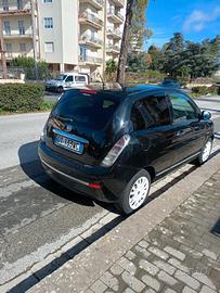 lancia Ypsilon , 